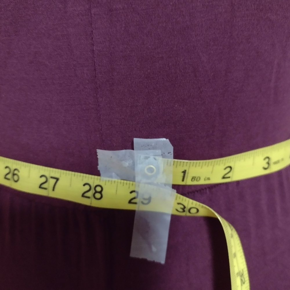 art class Burgundy Short Sleeve V-Neck Romper - Picture 10 of 14